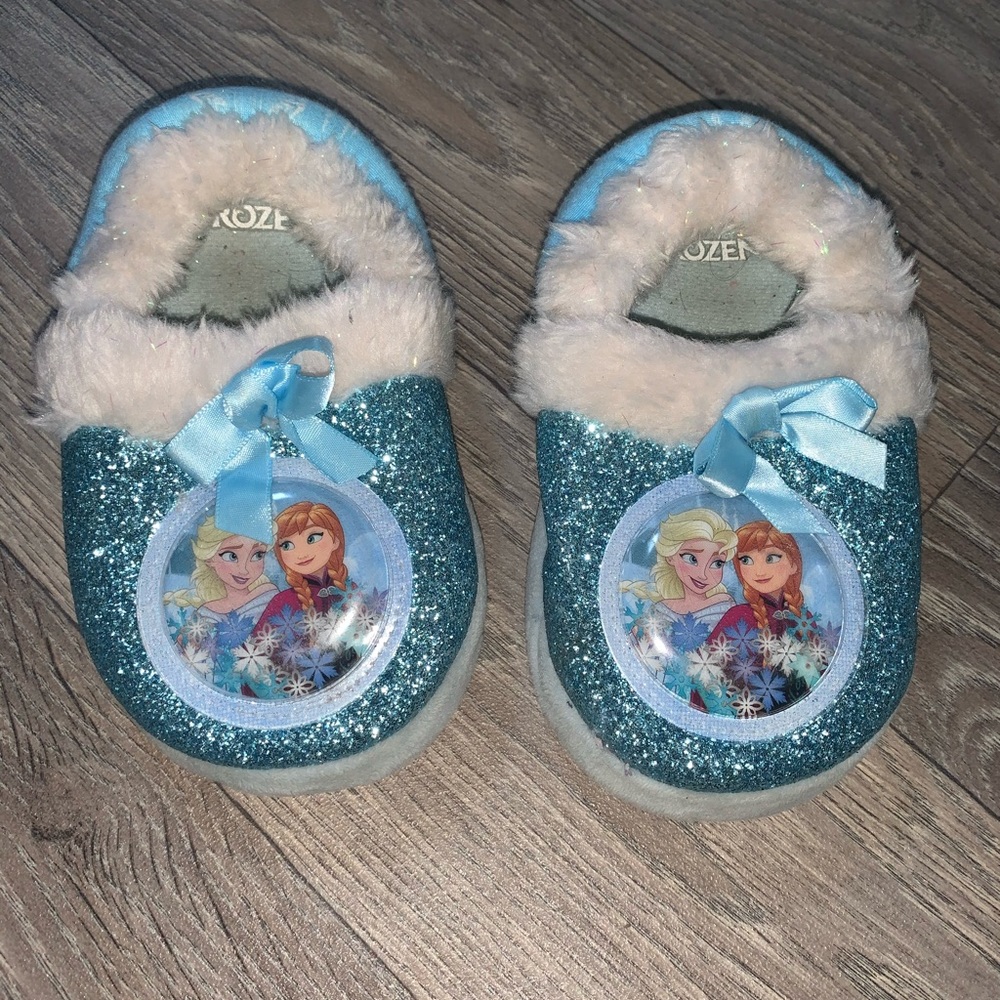 Kids frozen slippers